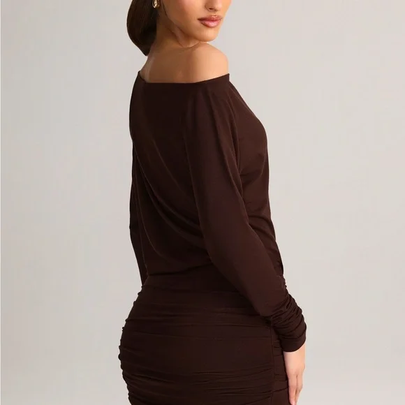 Oh Polly Off-Shoulder Mira Brown Mini Dress - Picture 2 of 3